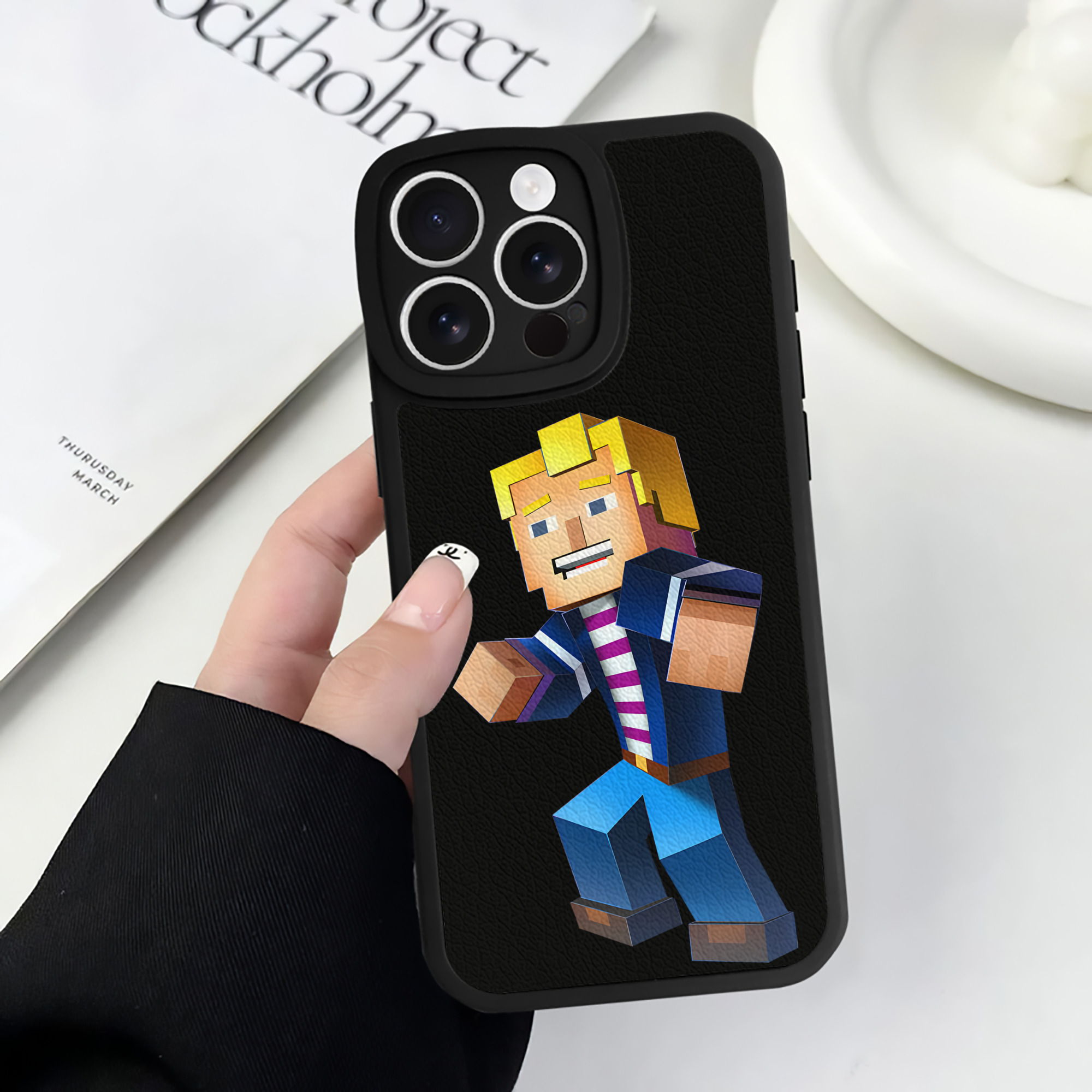 （画像用） マインクラフト ブロックの世界 Minecraft MC Block world 【iPhone 16シリーズ対応】シリコンスマホケース（レザー調） 材質：シリコン